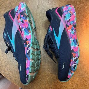 Limited Edition Brooks Ghost 15 in Eclipse Baja Blue/Pink - Women's Size…